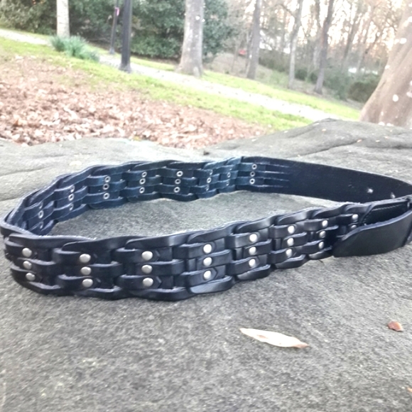 Genuine Leather Belt Metal Studded Rivets Grommets Gothic Grunge Punk Rock M-L - Picture 3 of 16